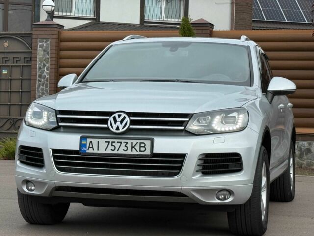 Сірий Фольксваген Туарег, об'ємом двигуна 3 л та пробігом 226 тис. км за 18000 $, фото 1 на Automoto.ua