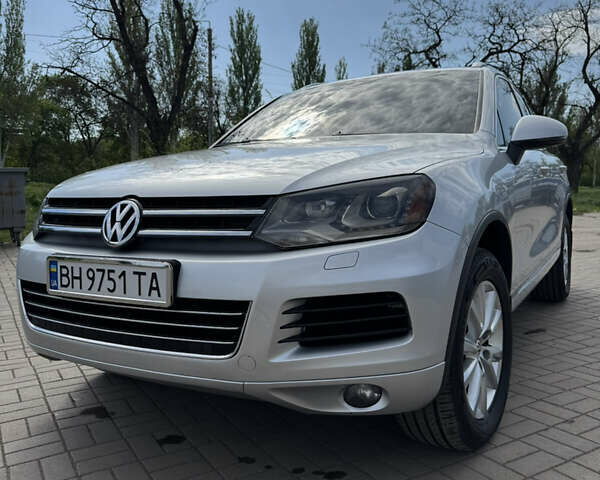 Сірий Фольксваген Туарег, об'ємом двигуна 3.6 л та пробігом 187 тис. км за 15500 $, фото 1 на Automoto.ua