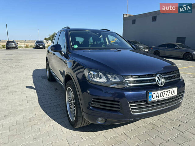 Синий Фольксваген Туарег, объемом двигателя 2.97 л и пробегом 259 тыс. км за 20000 $, фото 1 на Automoto.ua