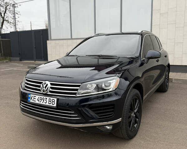 Синий Фольксваген Туарег, объемом двигателя 3.6 л и пробегом 369 тыс. км за 15000 $, фото 1 на Automoto.ua