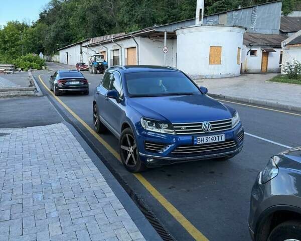 Синий Фольксваген Туарег, объемом двигателя 2.97 л и пробегом 193 тыс. км за 22000 $, фото 1 на Automoto.ua