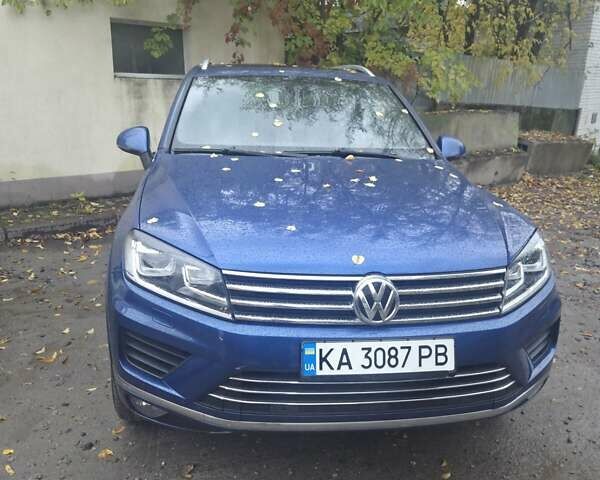 Синий Фольксваген Туарег, объемом двигателя 3.6 л и пробегом 179 тыс. км за 20000 $, фото 1 на Automoto.ua