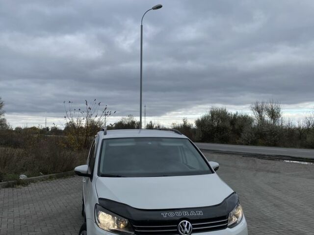Білий Фольксваген Туран, об'ємом двигуна 1.4 л та пробігом 183 тис. км за 5500 $, фото 1 на Automoto.ua