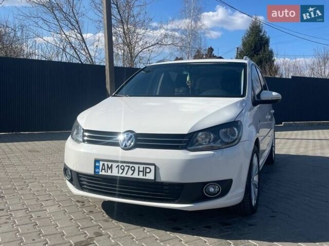 Белый Фольксваген Туран, объемом двигателя 1.97 л и пробегом 303 тыс. км за 10750 $, фото 1 на Automoto.ua