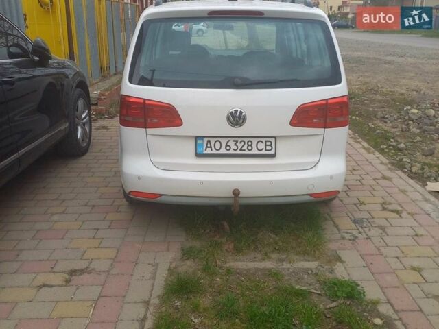 Белый Фольксваген Туран, объемом двигателя 1.4 л и пробегом 468 тыс. км за 6800 $, фото 1 на Automoto.ua