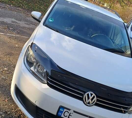 Білий Фольксваген Туран, об'ємом двигуна 1.6 л та пробігом 228 тис. км за 10200 $, фото 1 на Automoto.ua