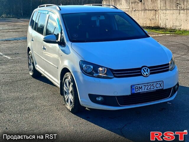 Білий Фольксваген Туран, об'ємом двигуна 2 л та пробігом 362 тис. км за 11700 $, фото 1 на Automoto.ua