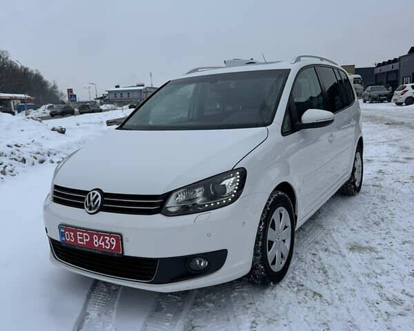 Белый Фольксваген Туран, объемом двигателя 1.39 л и пробегом 195 тыс. км за 8350 $, фото 1 на Automoto.ua