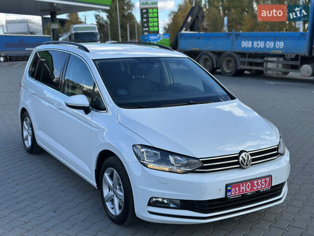Фольксваген Туран 2017 у Хмельницькому на Automoto.ua Білий Фольксваген Туран, об'ємом двигуна 1.6 л та пробігом 189 тис. км за 15550 $, фото 1 на Automoto.ua