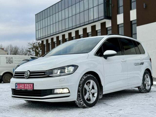 Білий Фольксваген Туран, об'ємом двигуна 1.6 л та пробігом 195 тис. км за 15900 $, фото 1 на Automoto.ua