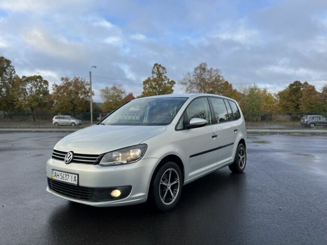 Бежевий Фольксваген Туран, об'ємом двигуна 1.4 л та пробігом 255 тис. км за 7700 $, фото 1 на Automoto.ua