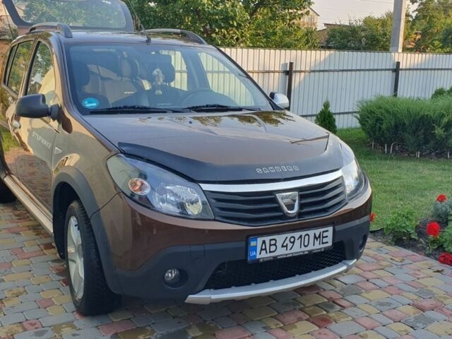 Черный Фольксваген Туран, объемом двигателя 1.97 л и пробегом 240 тыс. км за 5900 $, фото 1 на Automoto.ua