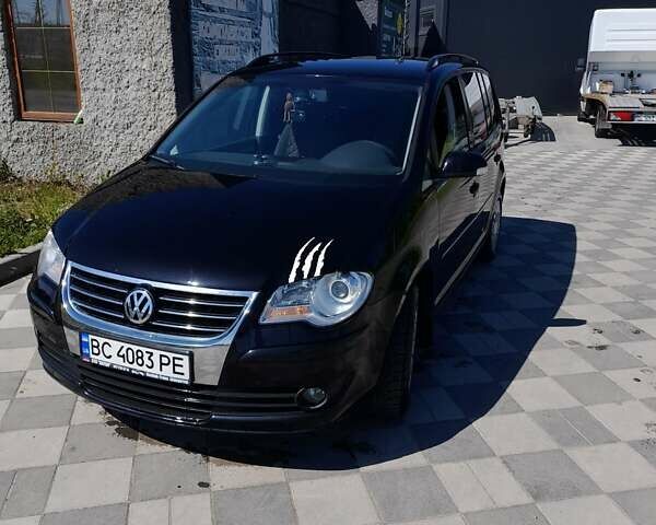 Чорний Фольксваген Туран, об'ємом двигуна 1.9 л та пробігом 255 тис. км за 8300 $, фото 1 на Automoto.ua