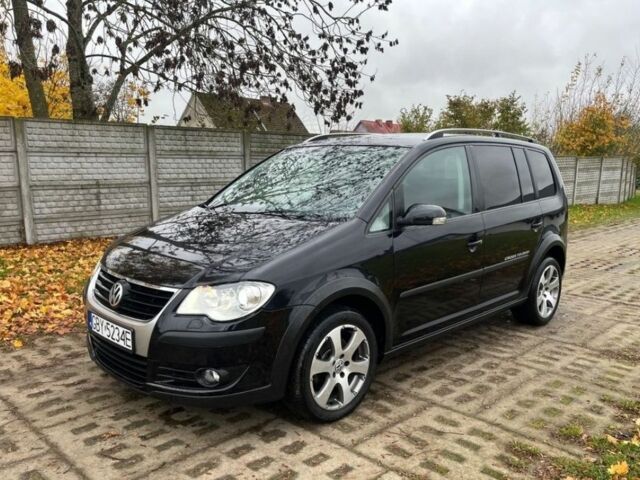 Черный Фольксваген Туран, объемом двигателя 0 л и пробегом 232 тыс. км за 3500 $, фото 1 на Automoto.ua
