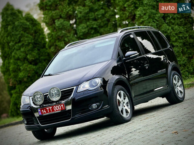 Чорний Фольксваген Туран, об'ємом двигуна 1.97 л та пробігом 279 тис. км за 8800 $, фото 1 на Automoto.ua