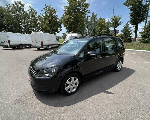 Чорний Фольксваген Туран, об'ємом двигуна 1.6 л та пробігом 256 тис. км за 10900 $, фото 1 на Automoto.ua