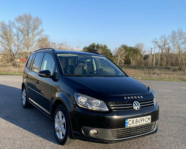 Чорний Фольксваген Туран, об'ємом двигуна 1.6 л та пробігом 227 тис. км за 9600 $, фото 1 на Automoto.ua