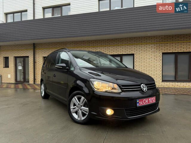 Чорний Фольксваген Туран, об'ємом двигуна 1.6 л та пробігом 218 тис. км за 10650 $, фото 1 на Automoto.ua