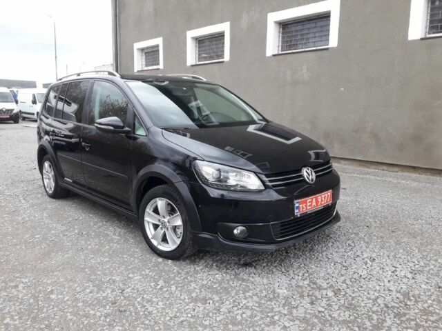 Чорний Фольксваген Туран, об'ємом двигуна 2 л та пробігом 260 тис. км за 9900 $, фото 1 на Automoto.ua