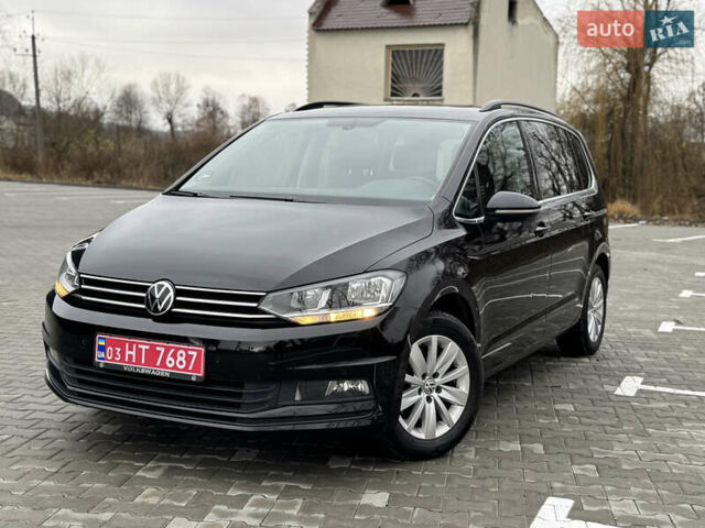 Черный Фольксваген Туран, объемом двигателя 1.97 л и пробегом 207 тыс. км за 20000 $, фото 1 на Automoto.ua