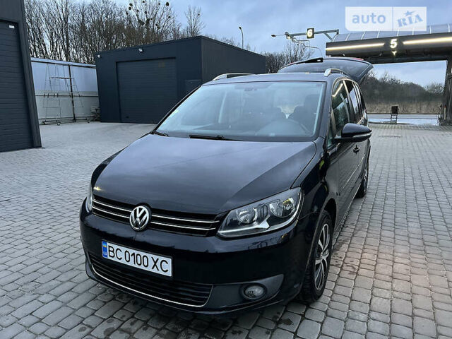 Черный Фольксваген Туран, объемом двигателя 1.6 л и пробегом 250 тыс. км за 9700 $, фото 1 на Automoto.ua