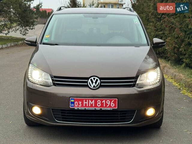Коричневий Фольксваген Туран, об'ємом двигуна 1.6 л та пробігом 207 тис. км за 11950 $, фото 1 на Automoto.ua