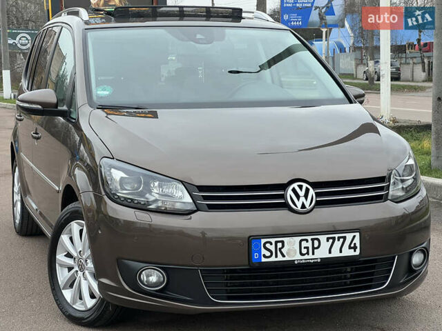 Коричневый Фольксваген Туран, объемом двигателя 2 л и пробегом 171 тыс. км за 14799 $, фото 1 на Automoto.ua