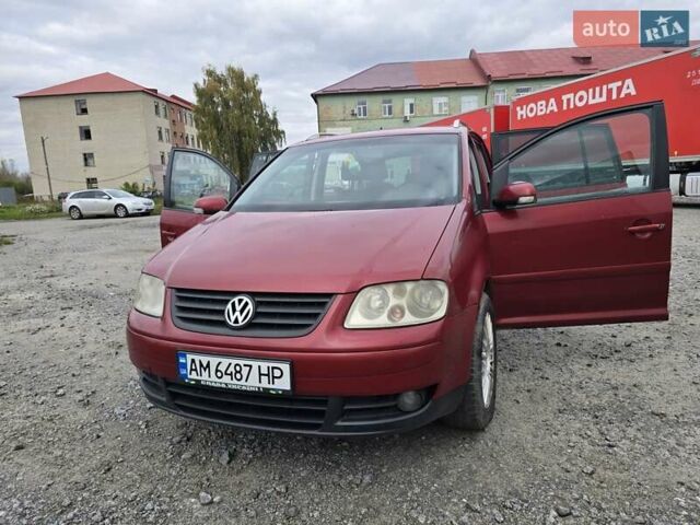 Червоний Фольксваген Туран, об'ємом двигуна 1.97 л та пробігом 387 тис. км за 4900 $, фото 1 на Automoto.ua