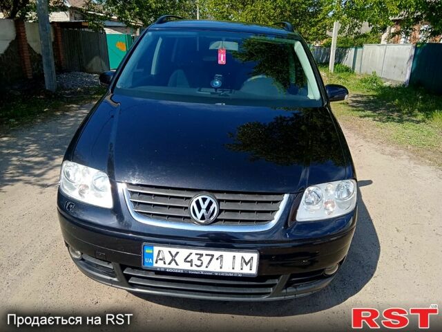 Фольксваген Туран, об'ємом двигуна 1.6 л та пробігом 216 тис. км за 5200 $, фото 1 на Automoto.ua