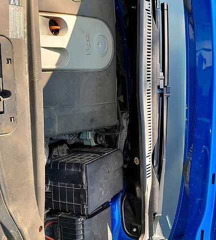 Фольксваген Туран, объемом двигателя 1.6 л и пробегом 271 тыс. км за 5200 $, фото 1 на Automoto.ua