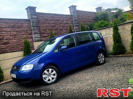 Фольксваген Туран, объемом двигателя 1.6 л и пробегом 202 тыс. км за 4950 $, фото 1 на Automoto.ua