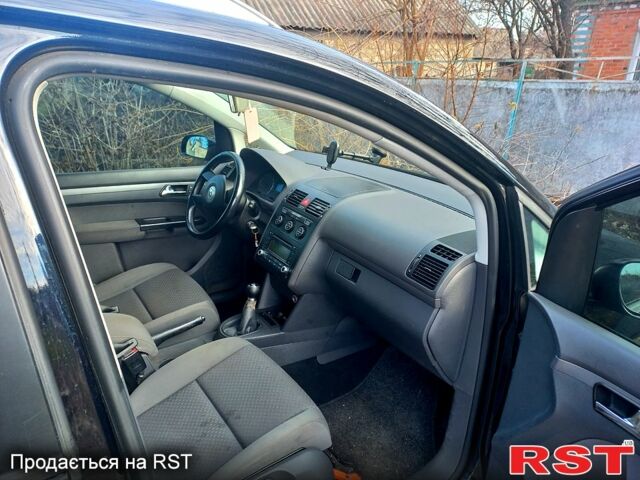 Фольксваген Туран, объемом двигателя 1.4 л и пробегом 215 тыс. км за 5900 $, фото 1 на Automoto.ua