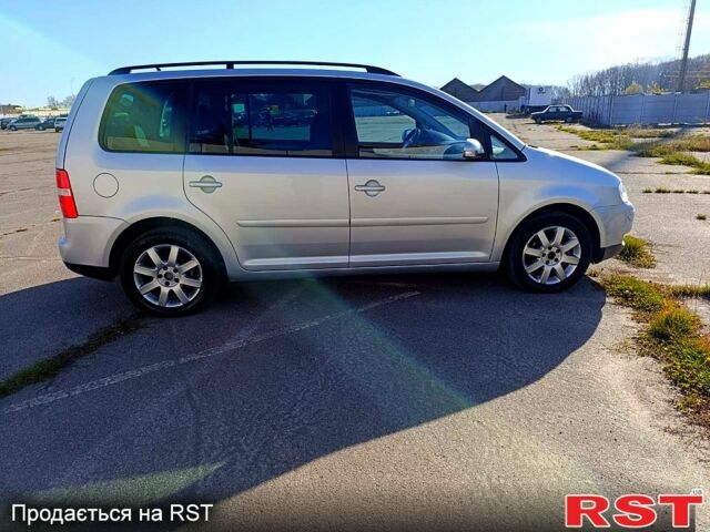 Фольксваген Туран, объемом двигателя 1.6 л и пробегом 243 тыс. км за 5999 $, фото 1 на Automoto.ua