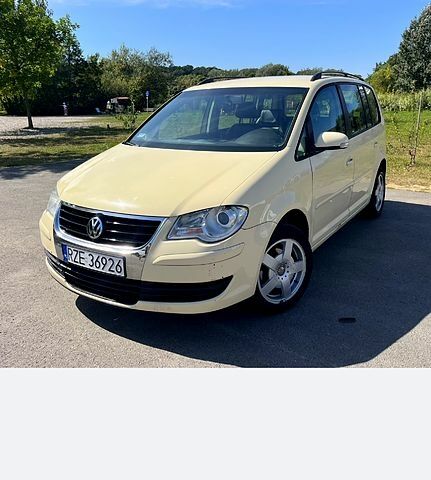 Фольксваген Туран, объемом двигателя 1.9 л и пробегом 200 тыс. км за 1500 $, фото 1 на Automoto.ua