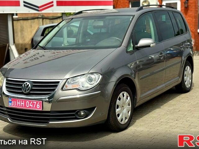 Фольксваген Туран, объемом двигателя 1.6 л и пробегом 238 тыс. км за 6950 $, фото 1 на Automoto.ua