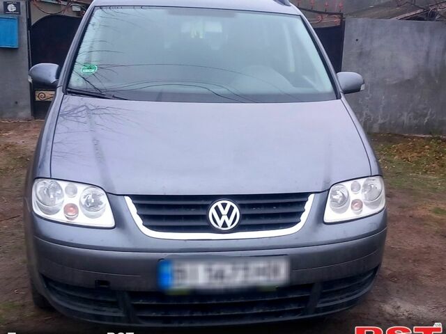 Фольксваген Туран, об'ємом двигуна 1.6 л та пробігом 279 тис. км за 5999 $, фото 1 на Automoto.ua