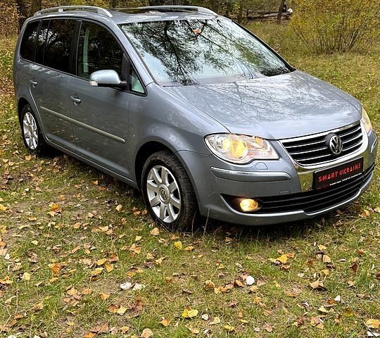 Фольксваген Туран, объемом двигателя 1.4 л и пробегом 187 тыс. км за 8250 $, фото 1 на Automoto.ua