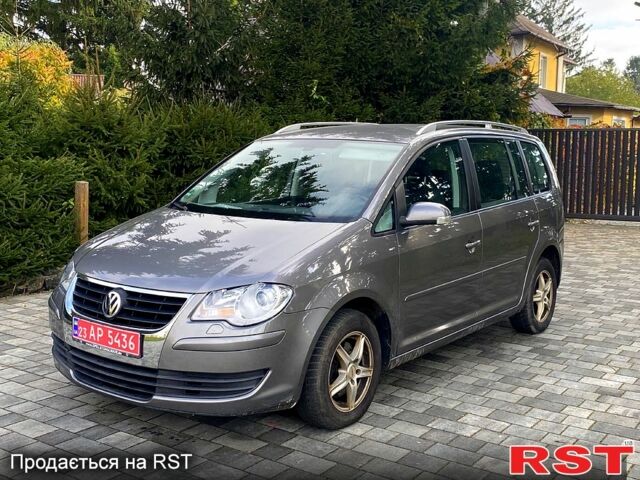 Фольксваген Туран, об'ємом двигуна 1.6 л та пробігом 191 тис. км за 7500 $, фото 1 на Automoto.ua