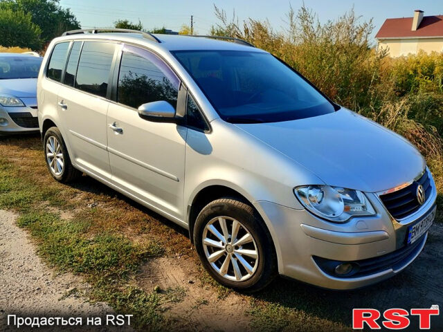 Фольксваген Туран, объемом двигателя 1.6 л и пробегом 184 тыс. км за 8600 $, фото 1 на Automoto.ua
