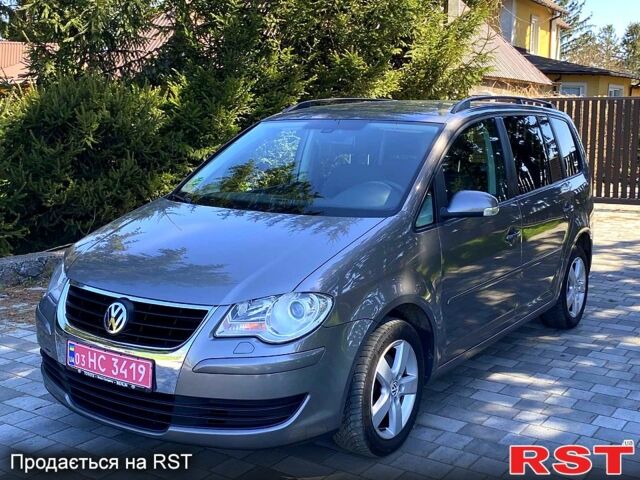 Фольксваген Туран, об'ємом двигуна 14 л та пробігом 176 тис. км за 7100 $, фото 1 на Automoto.ua
