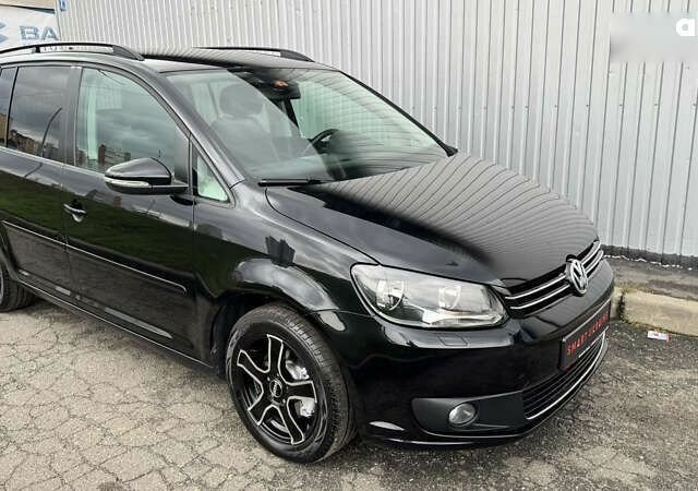 Фольксваген Туран, объемом двигателя 1.6 л и пробегом 214 тыс. км за 11750 $, фото 1 на Automoto.ua