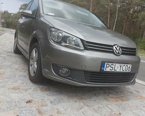 Фольксваген Туран, объемом двигателя 0 л и пробегом 296 тыс. км за 8200 $, фото 1 на Automoto.ua