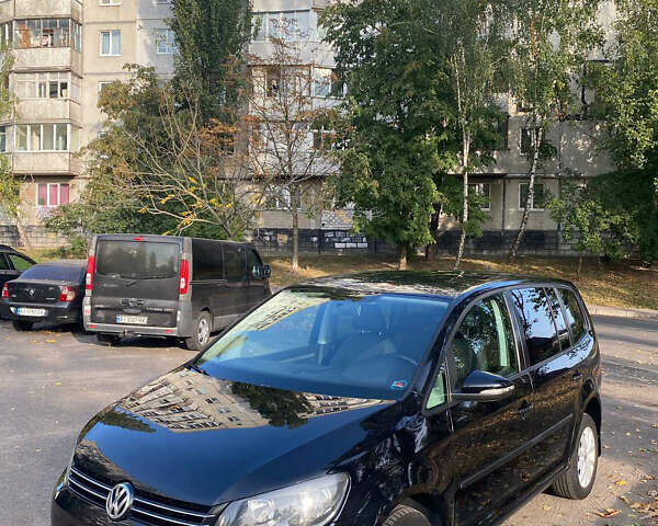 Фольксваген Туран, объемом двигателя 1.97 л и пробегом 275 тыс. км за 11000 $, фото 1 на Automoto.ua