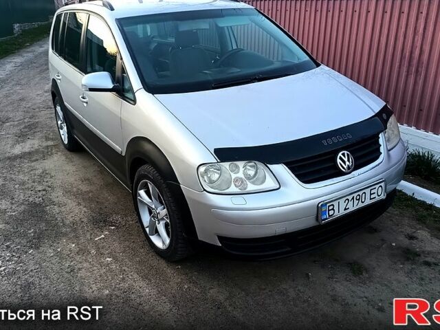 Серый Фольксваген Туран, объемом двигателя 2 л и пробегом 0 тыс. км за 7000 $, фото 1 на Automoto.ua