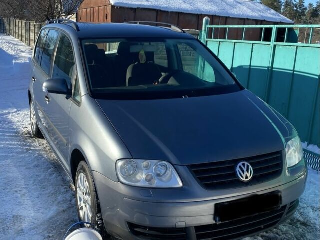 Сірий Фольксваген Туран, об'ємом двигуна 0 л та пробігом 400 тис. км за 3400 $, фото 1 на Automoto.ua