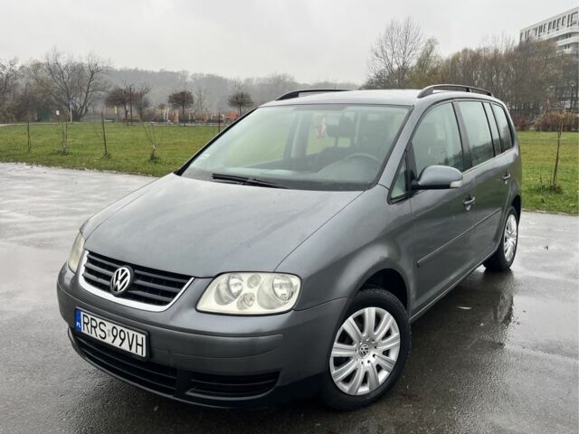 Сірий Фольксваген Туран, об'ємом двигуна 1.9 л та пробігом 271 тис. км за 3018 $, фото 1 на Automoto.ua