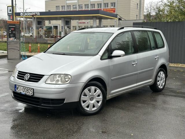 Серый Фольксваген Туран, объемом двигателя 1.9 л и пробегом 123 тыс. км за 2800 $, фото 1 на Automoto.ua
