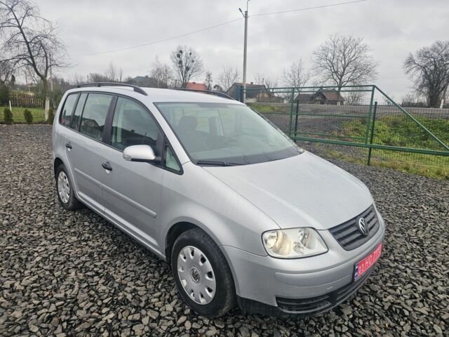 Серый Фольксваген Туран, объемом двигателя 0 л и пробегом 250 тыс. км за 5500 $, фото 1 на Automoto.ua