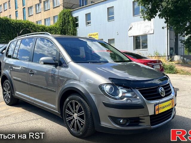 Сірий Фольксваген Туран, об'ємом двигуна 1.9 л та пробігом 319 тис. км за 7800 $, фото 1 на Automoto.ua
