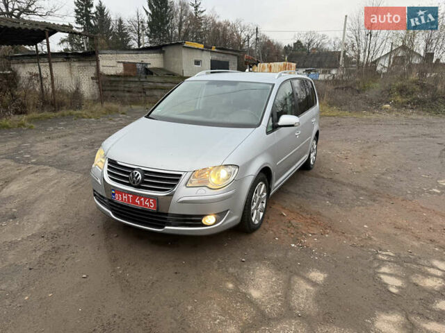 Сірий Фольксваген Туран, об'ємом двигуна 1.4 л та пробігом 256 тис. км за 6350 $, фото 1 на Automoto.ua